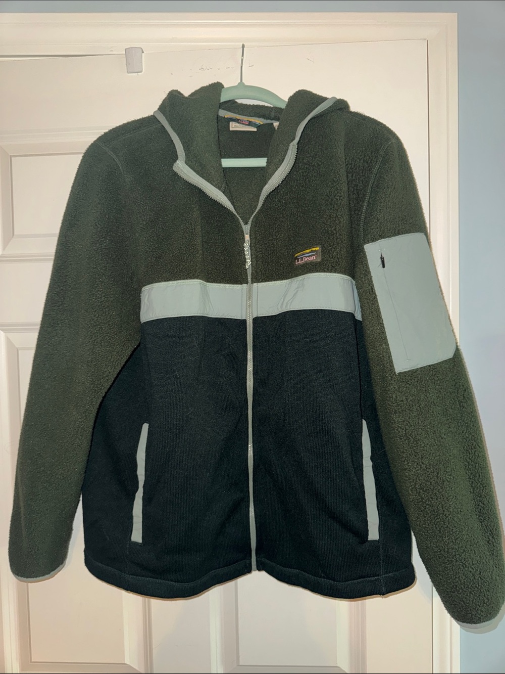 L.L. Bean Olive Green & Black Hooded Sherpa Fleece Jacket with Light Trim